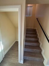 214 E 101st St in Los Angeles, CA - Building Photo - Building Photo