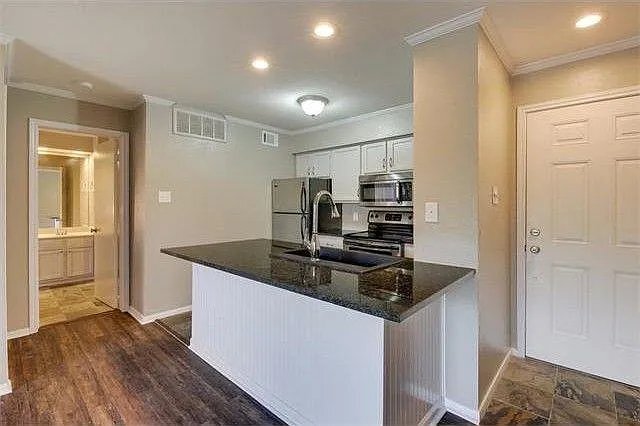 property at 8888 Tallwood Dr