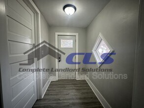 1507 5th Ave in Terre Haute, IN - Building Photo - Building Photo