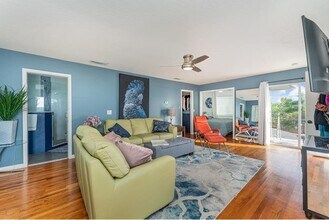 1616 Livingstone St in Sarasota, FL - Building Photo - Building Photo