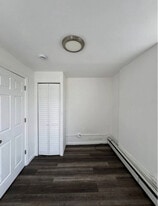 499 Amboy Ave, Unit 2B in Perth Amboy, NJ - Building Photo