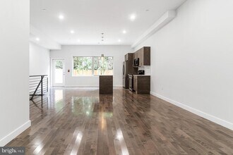 1945 N 7th St-Unit -2 in Philadelphia, PA - Building Photo - Building Photo