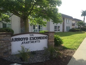 Arroyo Escondido Apartments in Escondido, CA - Foto de edificio - Building Photo