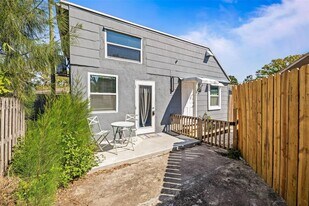 2867 12th Ave N in St. Petersburg, FL - Building Photo