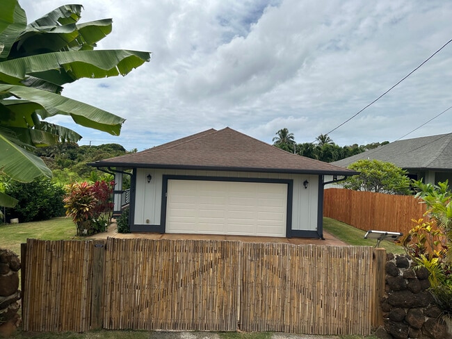 4614 Haleilio Rd in Kapaa, HI - Building Photo - Building Photo