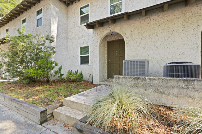 property at 400 William Hilton Pky