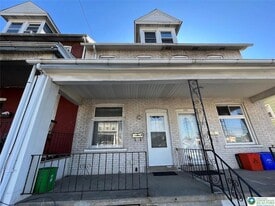 116 E Elizabeth Ave in Bethlehem, PA - Building Photo