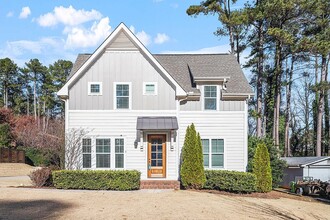 407 Oakland Dr in Raleigh, NC - Building Photo - Building Photo