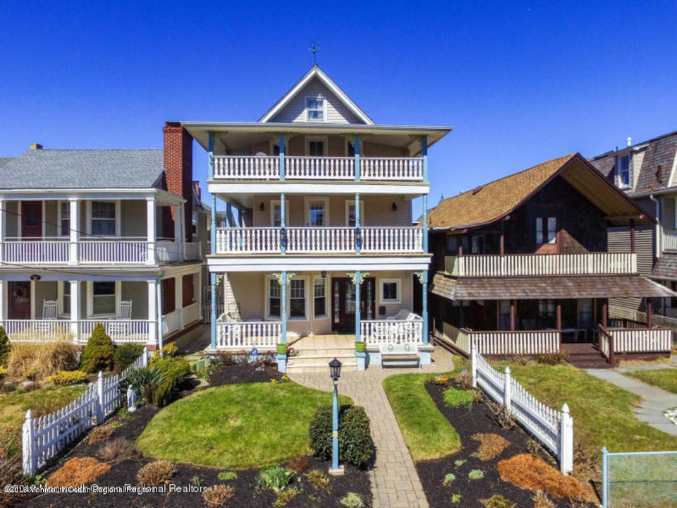 11 Pitman Ave in Ocean Grove, NJ - Foto de edificio