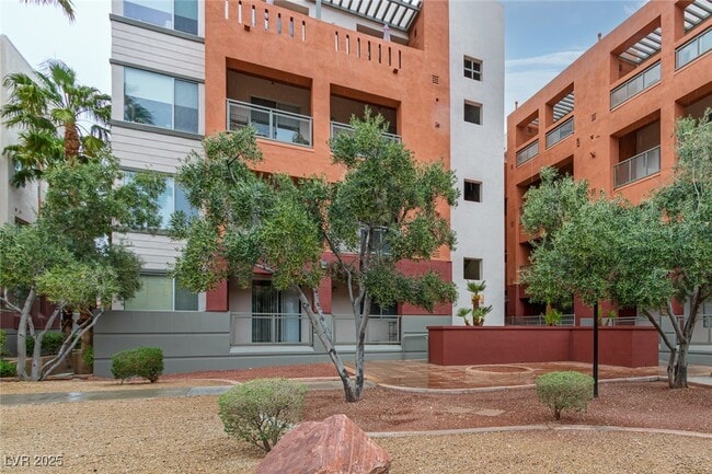 19 E Agate Ave in Las Vegas, NV - Building Photo - Building Photo