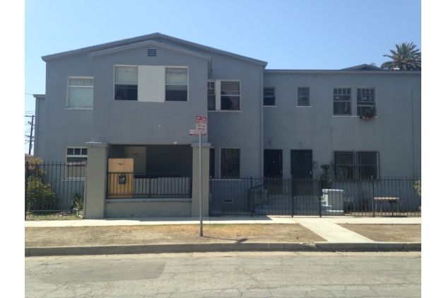 4151 Menlo Ave in Los Angeles, CA - Building Photo