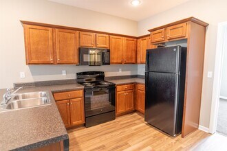 2194 Del Carmel Way in Tallahassee, FL - Building Photo - Building Photo