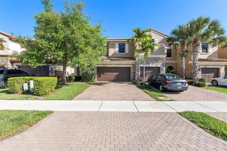 10474 Wellington Parc Dr, Unit 174 in Wellington, FL - Building Photo - Building Photo