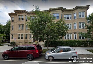 71 Babcock St, Unit 7 in Brookline, MA - Foto de edificio - Building Photo