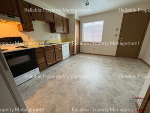 621 John Adams Ct in Idaho Falls, ID - Foto de edificio - Building Photo