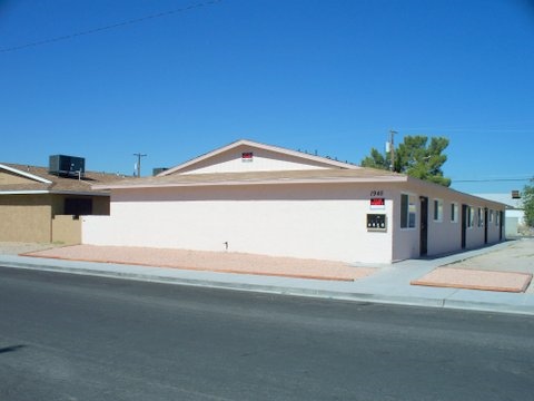 1945 Cindysue St in Las Vegas, NV - Building Photo