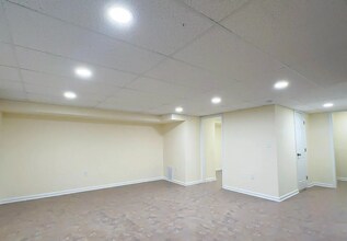 14649 London Ln in Bowie, MD - Building Photo - Building Photo