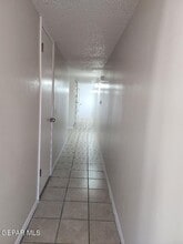 2912 E Glen Dr in El Paso, TX - Building Photo - Building Photo