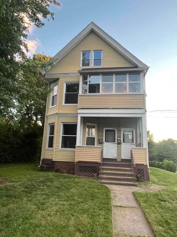 175 Ridge Rd in Middletown, CT - Building Photo - Building Photo