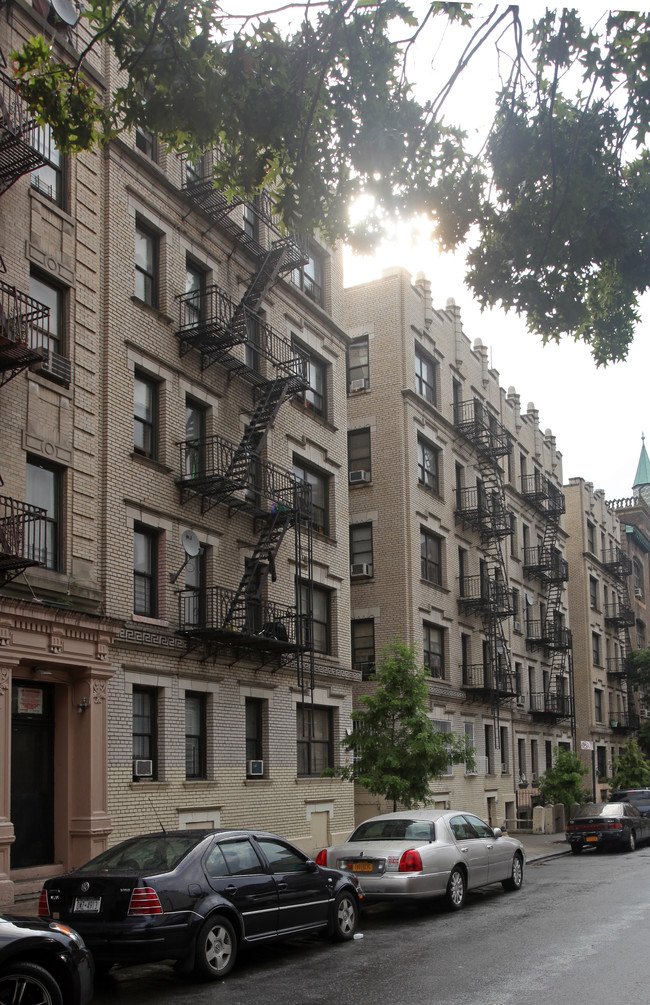 511 W 186th St in New York, NY - Building Photo - Building Photo