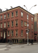 117 Bedford St in New York, NY - Building Photo - Building Photo