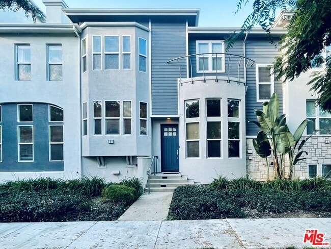property at 6021 Dawn Crk
