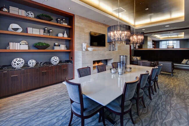 71 W Hubbard St in Chicago, IL - Building Photo - Building Photo