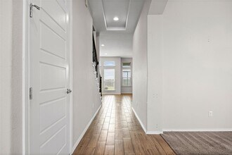 17401 Silent Harbor Loop in Pflugerville, TX - Building Photo - Building Photo