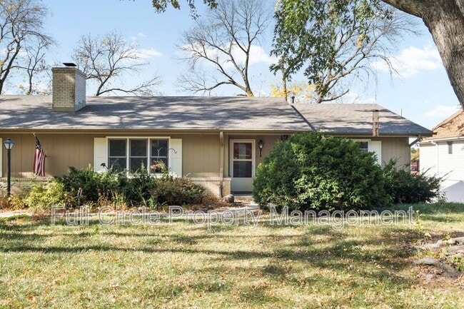 property at 1222 S 118th St