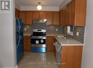 36 Oban Rd in Brampton, ON - Building Photo - Building Photo