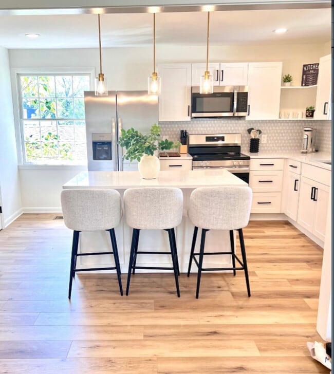 property at 1821 Hermosa St