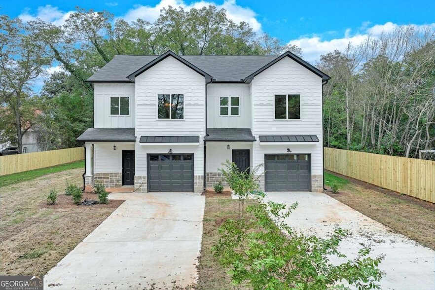 44 Bond St, Unit A in Royston, GA - Building Photo