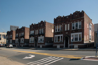 411-417 River St in Hackensack, NJ - Foto de edificio - Building Photo