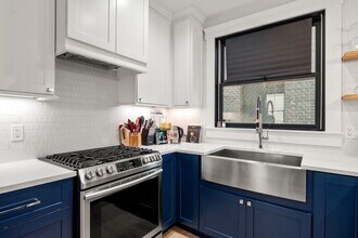 331 Chelsea St in Boston, MA - Building Photo - Building Photo