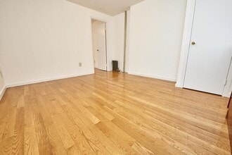 138 Eldridge St in New York, NY - Building Photo - Building Photo