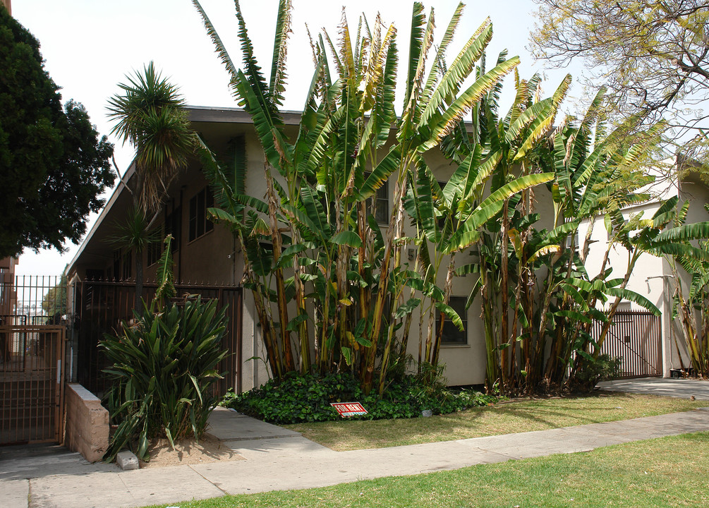 519 N Berendo St in Los Angeles, CA - Foto de edificio