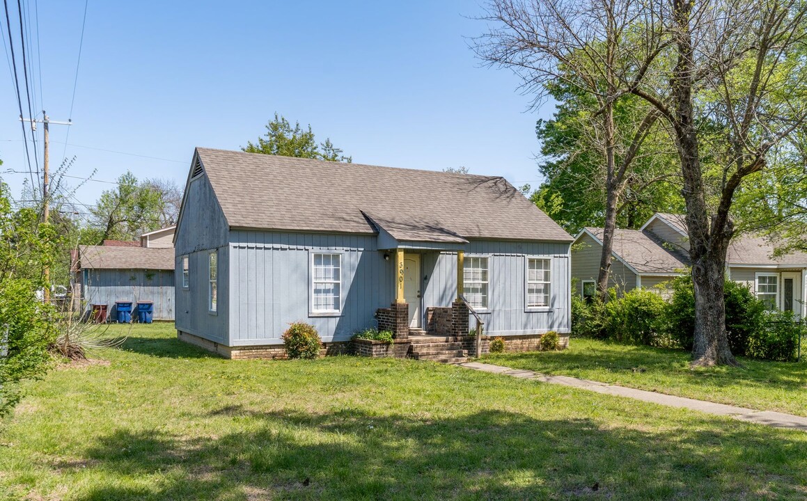 3901 Chaffee Dr in Fort Smith, AR - Foto de edificio
