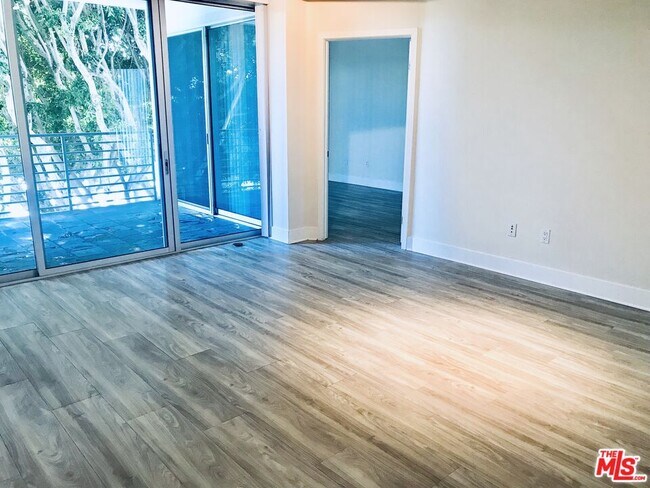 1241 5th St in Santa Monica, CA - Building Photo - Building Photo