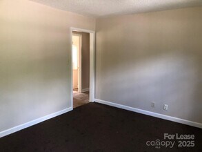 829 Edgecombe Ln in Denver, NC - Building Photo - Building Photo