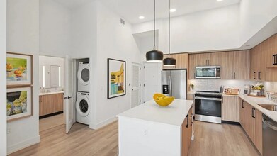 15705 SW 127th Ave in Miami, FL - Building Photo - Building Photo