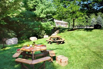 71 Waterfall Dr, Unit F in Canton, MA - Building Photo - Building Photo