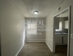 1586 Hurley Cir in Macon, GA - Building Photo - Building Photo