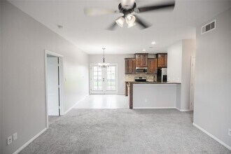 13165 Snow Ln in Willis, TX - Building Photo - Building Photo