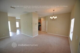 6004 Palomaglade Dr in Lithia, FL - Building Photo - Building Photo