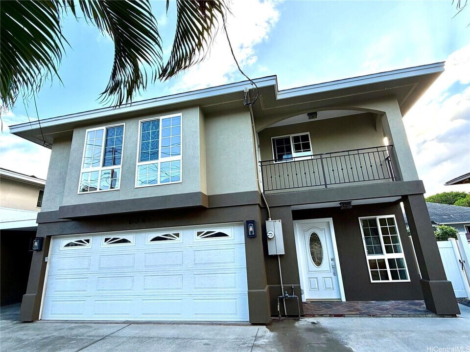 634 9th Ave in Honolulu, HI - Building Photo