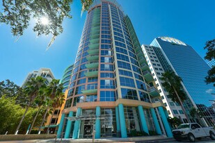 322 E Central Blvd in Orlando, FL - Building Photo