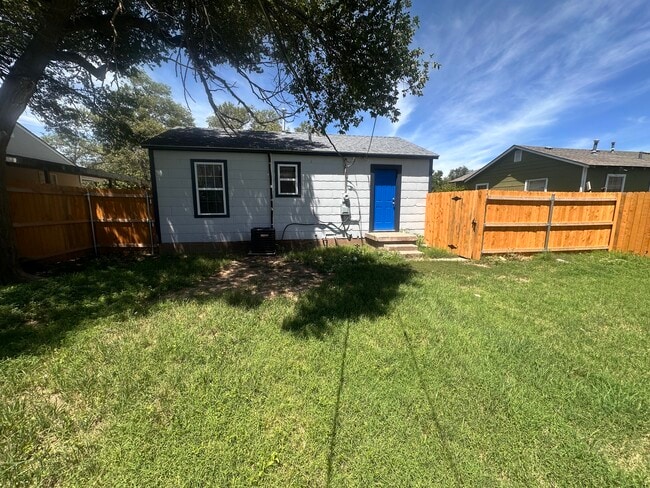 4329 S Polk St in Amarillo, TX - Building Photo - Building Photo