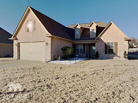 1484 Whistle Cove in Horn Lake, MS - Building Photo