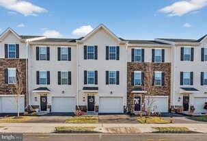 208 Prestige Rd in Brick, NJ - Building Photo