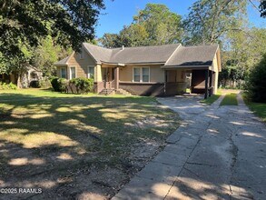 617 Wilson St in Lafayette, LA - Building Photo - Building Photo